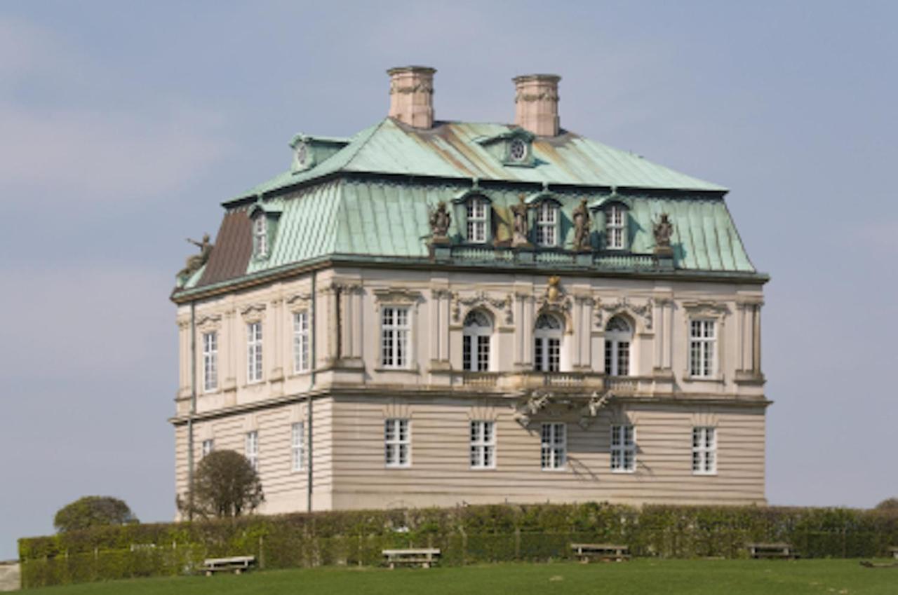 Hotel Kirsten Piil Bed & Breakfast Klampenborg Dış mekan fotoğraf